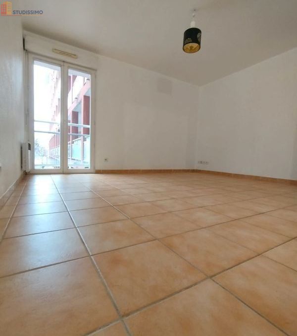 Studio 29m² Aix-en-Provence centre - Grand, parking - Photo 2
