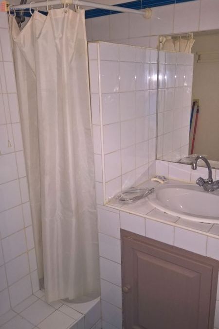 Studio meublé 16m² Aix-en-Provence centre - Idéalement situé - Photo 2