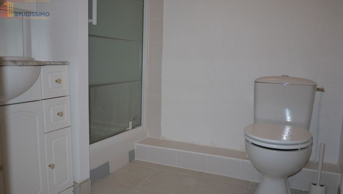 Studio meublé 18m² Gardanne - Meublé, libre fin avril - Photo 1
