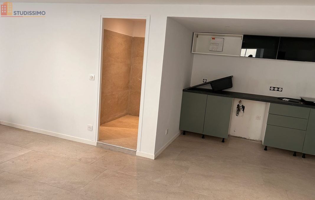 Studio 31m² Saint-Chamas - lumineux - Photo 1