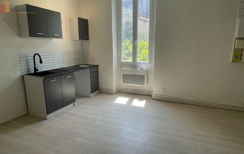 Studio 32m² Saint-Rémy-de-Provence - - Photo 1