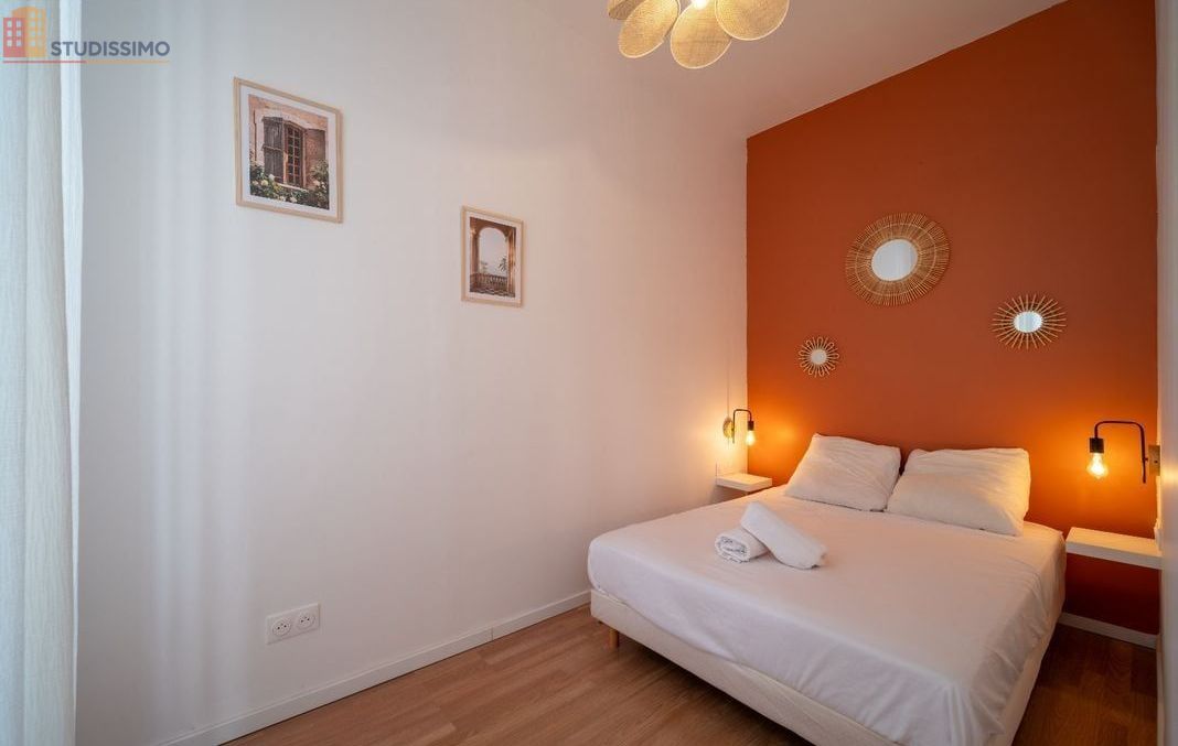 Studio meublé 36m² Marseille 1er - Meublé, 1er étage - Photo 2