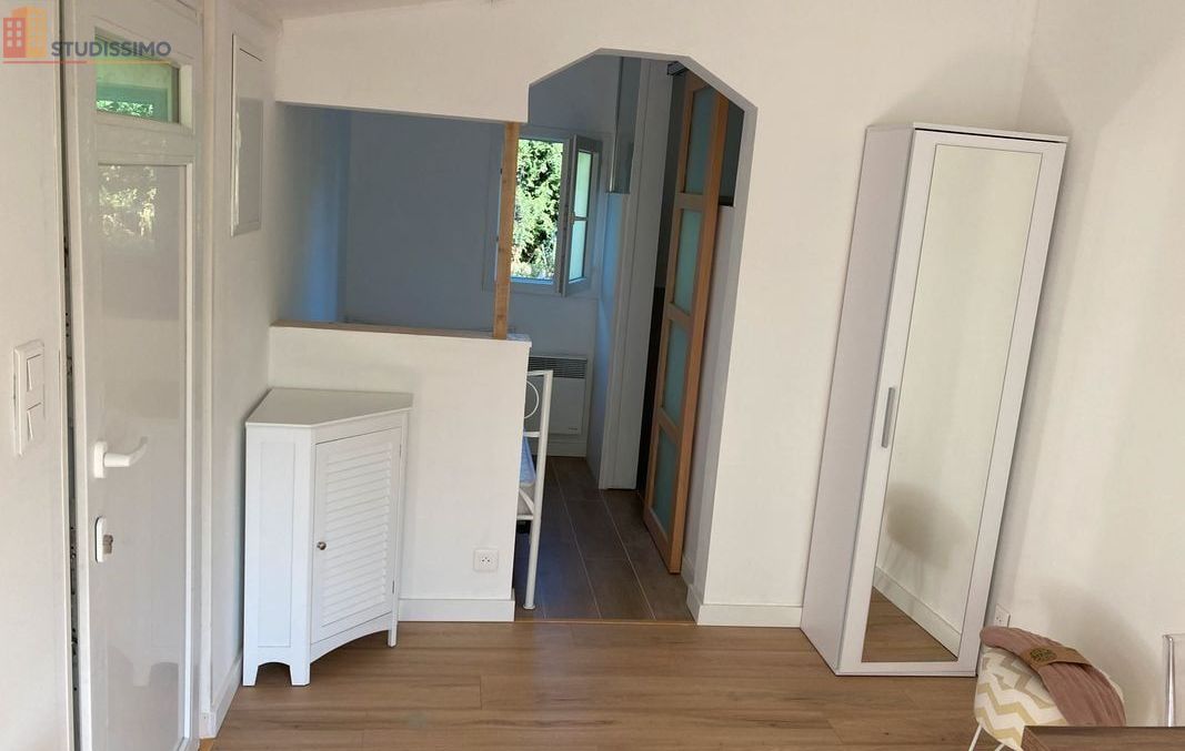 Studio meublé 14m² Aix-en-Provence 13100 - Parking, lumineux - Photo 1