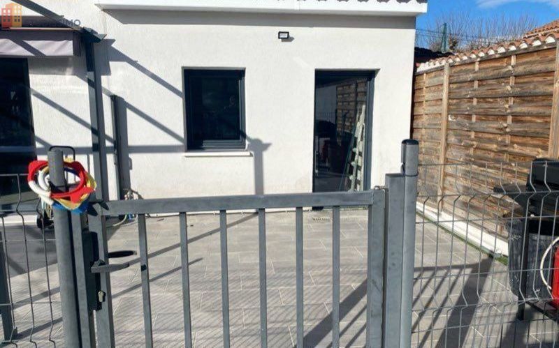 Studio meublé 19m² Salon-de-Provence - Terrasse, parking - Photo 1