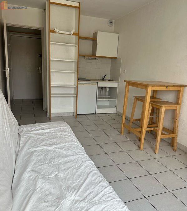 Studio 19m² Marseille 5e - Terrasse, meublé - Photo 1