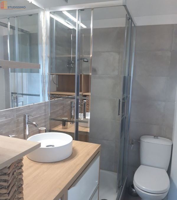 Studio meublé 24m² Aix-en-Provence centre - Meublé, 6e étage - Photo 2