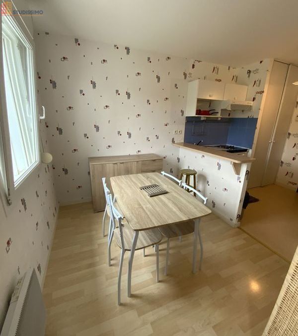 Studio meublé 26m² Vire Normandie - Meublé, DPE C - Photo 2