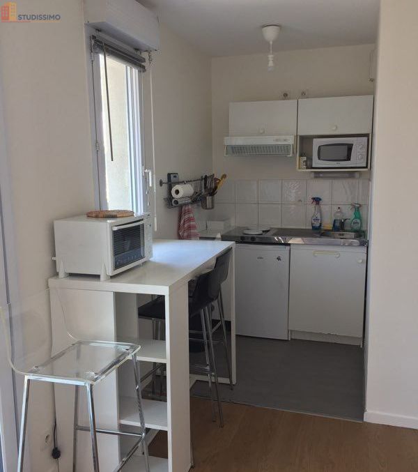 Studio meublé 24m² Caen centre - Grand, lumineux - Photo 1