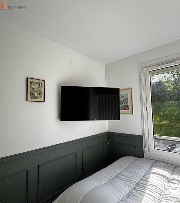 Studio 10m² Caen 14000 - Meublé, vue sur château - Photo 1