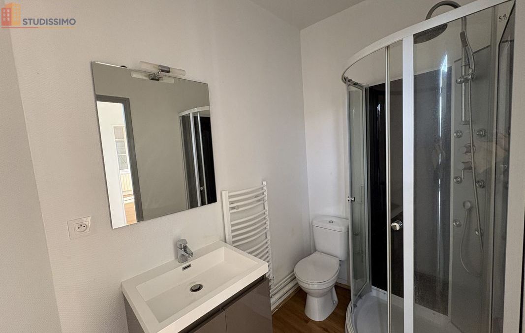 Studio 22m² Lisieux - (DPE F) - Photo 1