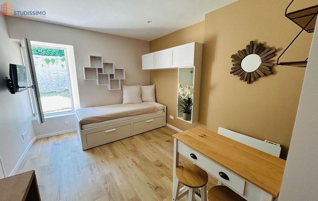 Studio meublé 14m² Caen centre - Rénové, jardin - Photo 3