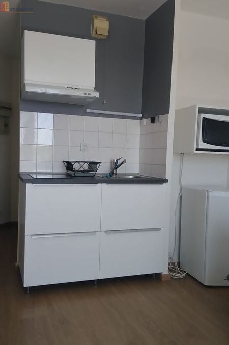 Studio meublé 19m² Caen 14000 - Meublé, 2e étage - Photo 2