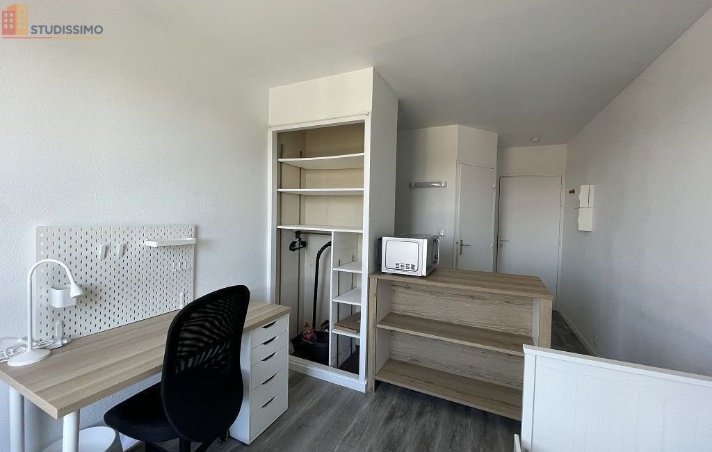 Studio meublé 16m² Caen 14000 - Meublé, DPE D - Photo 3
