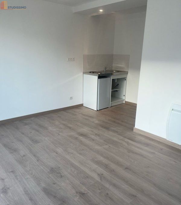 Studio 30m² Condé-en-Normandie - 2e étage - Photo 4