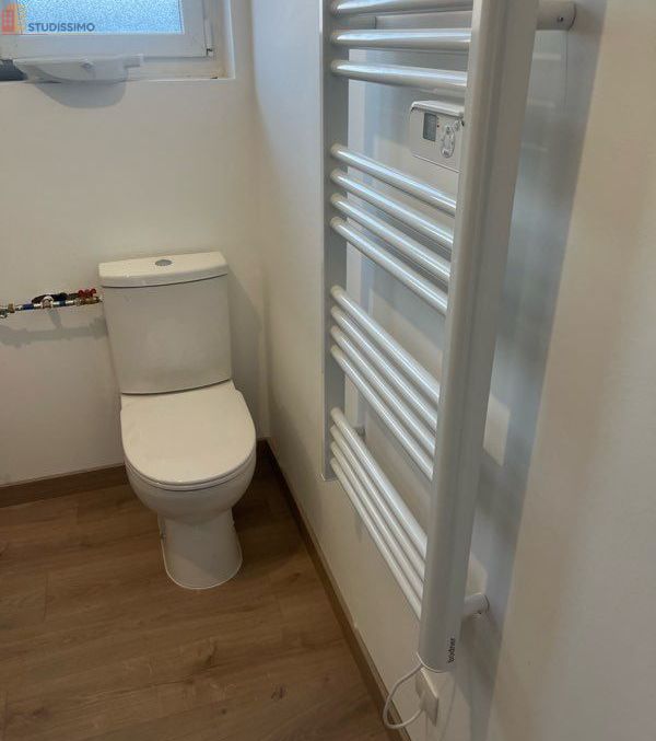 Studio 30m² Condé-en-Normandie - 2e étage - Photo 3