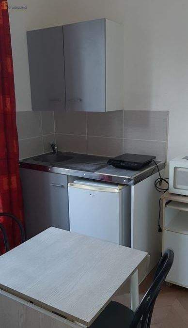 Studio meublé 11m² Bayeux - Meublé, DPE D - Photo 2