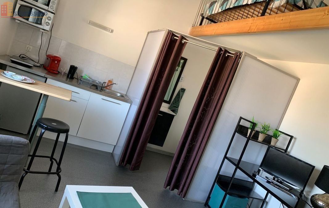 Studio meublé 17m² Caen 14000 - Mezzanine, lumineux - Photo 1