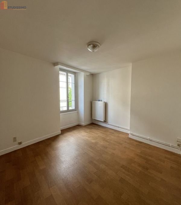 Studio 24m² Aurillac centre - Lumineux, proche commodités - Photo 2