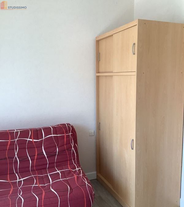 Studio meublé 16m² Aurillac - Meublé, DPE D - Photo 4