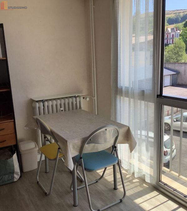 Studio meublé 16m² Aurillac - Meublé, DPE D - Photo 2