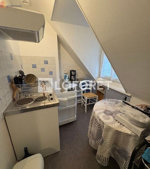 Studio meublé 26m² Riom-ès-Montagnes - Meublé, 3e étage - Photo 3