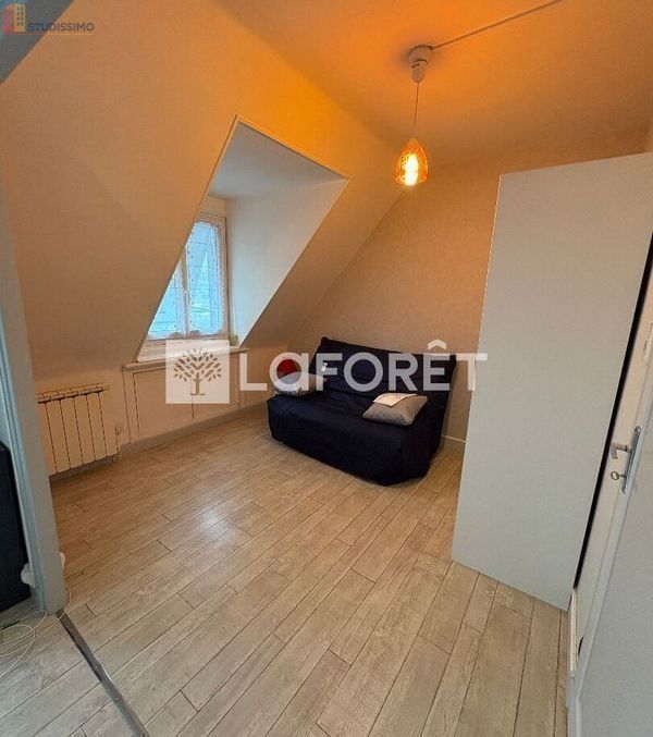 Studio meublé 26m² Riom-ès-Montagnes - Meublé, 3e étage - Photo 1