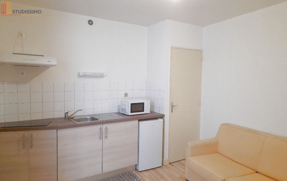 Studio meublé 14m² Aurillac - Meublé, DPE D - Photo 3
