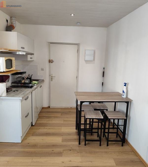 Studio à Maurs