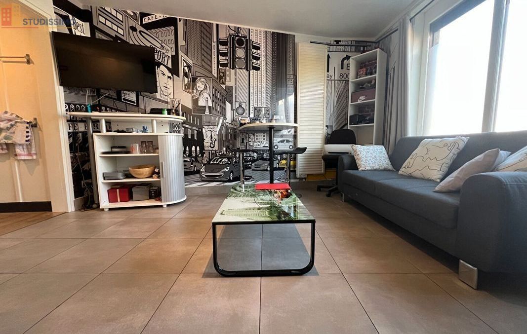 Studio meublé 24m² Arpajon-sur-Cère - Meublé, 24m² - Photo 11