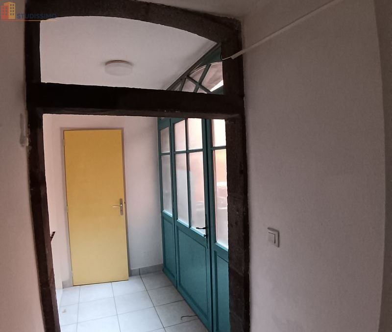 Studio 30m² Saint-Flour 15100 - Photo 1