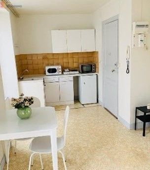 Studio meublé 27m² Saint-Flour centre - Meublé, 1 chambre - Photo 3