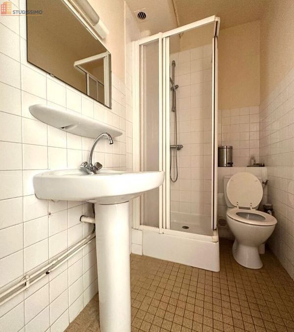 Studio meublé 25m² Aurillac - Meublé, 1er étage - Photo 7