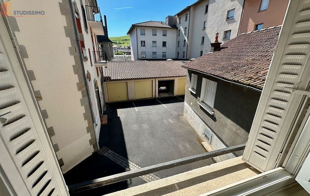 Studio meublé 25m² Aurillac - Meublé, 1er étage - Photo 2