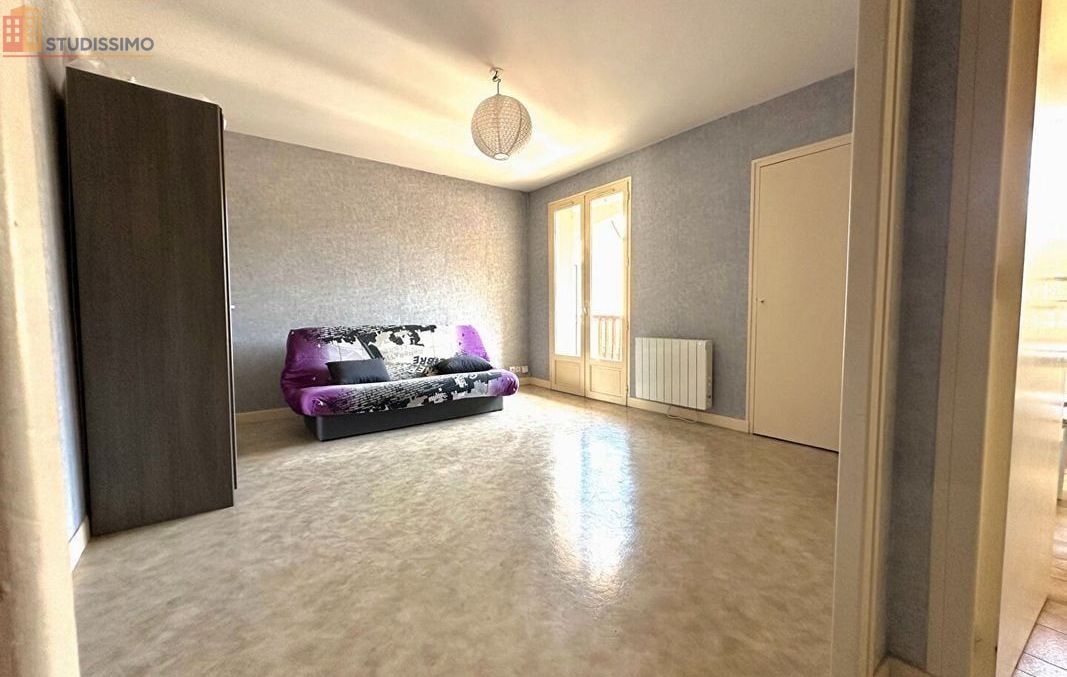 Studio 30m² Aurillac - (aucune caractéristique) - Photo 2