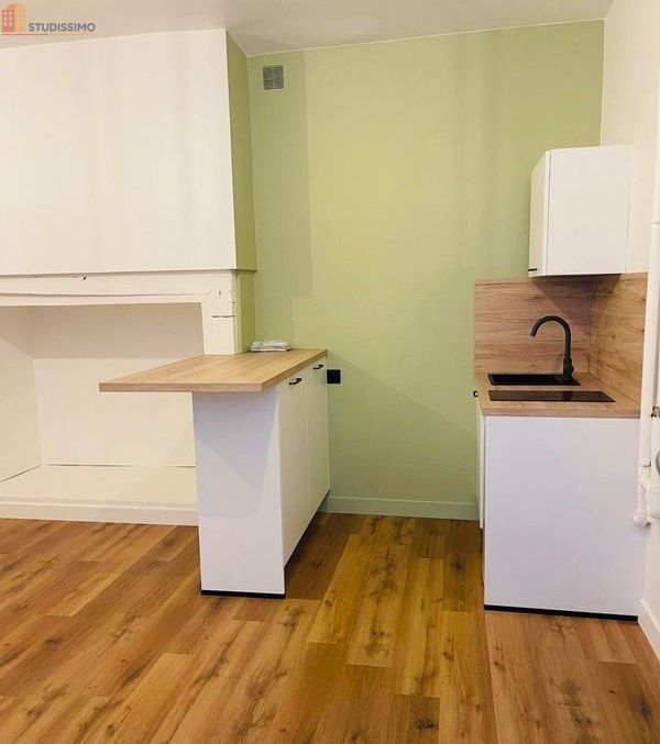 Studio 25m² Aurillac 15000 - Photo 2