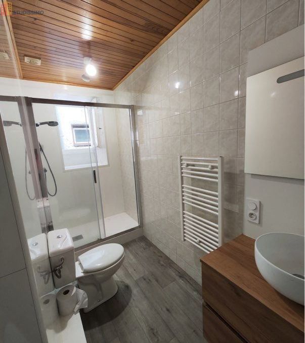 Studio meublé 30m² Maurs - Meublé, DPE D - Photo 1