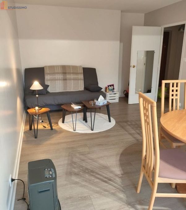 Studio à Vic-sur-Cère