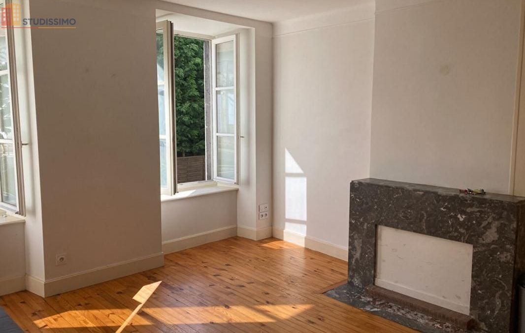 Studio 26m² Saint-Flour - 1er étage, lumineux - Photo 11
