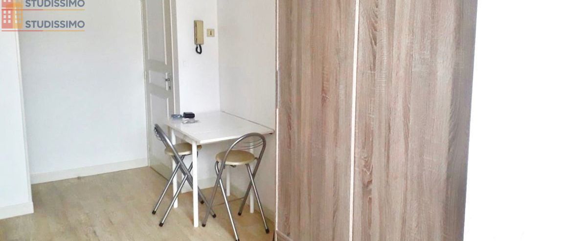Studio meublé 20m² Saint-Flour - Meublé, 2e étage - Photo 2