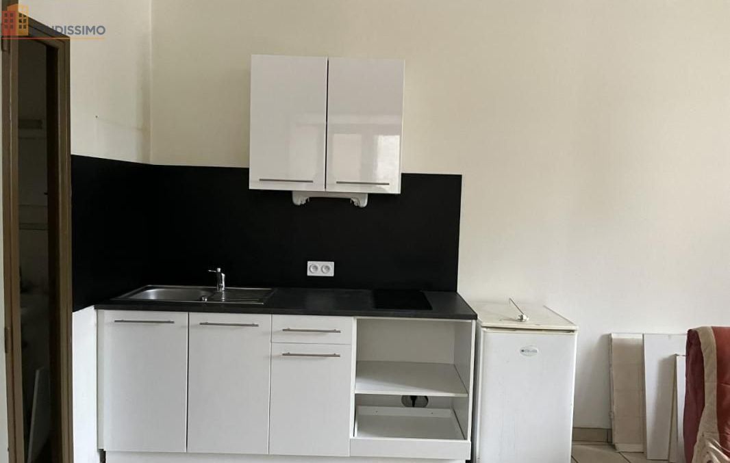 Studio meublé 21m² Saint‑Flour - Meublé, 1er étage - Photo 3