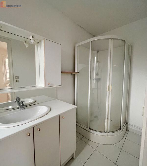 Studio 29m² Aurillac - 1er étage, lumineux - Photo 4