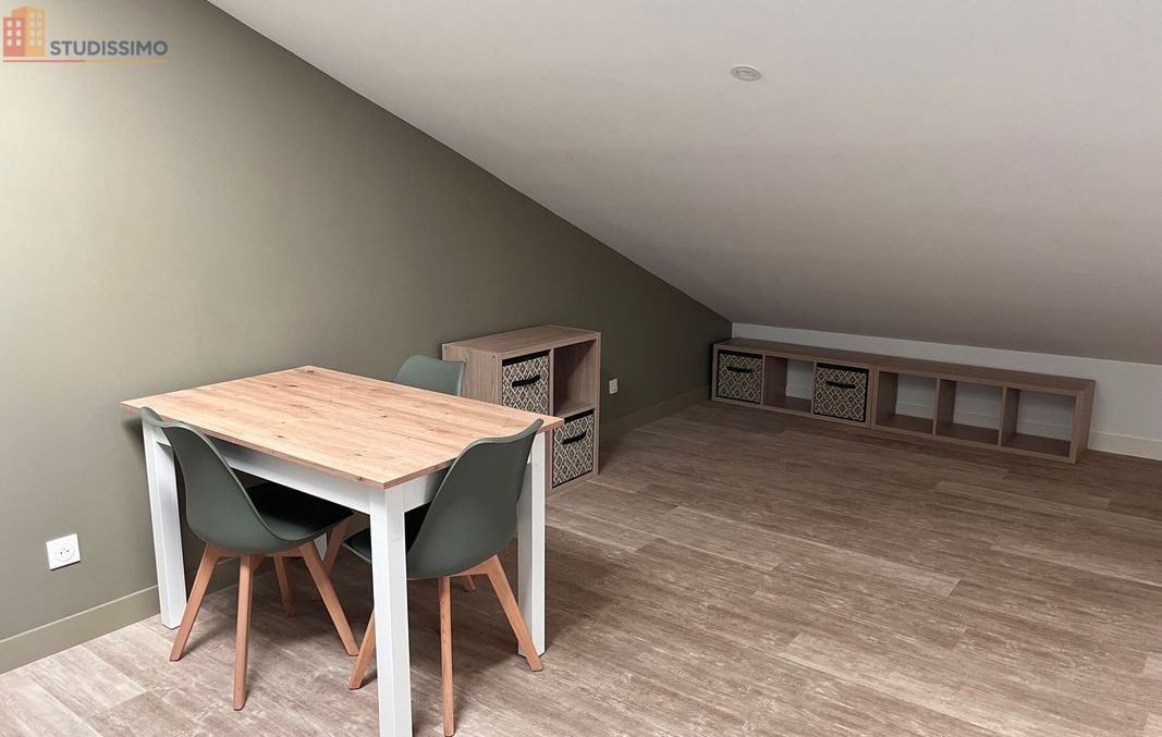 Studio meublé 34m² Ruelle-sur-Touvre - Meublé, étage supérieur - Photo 1