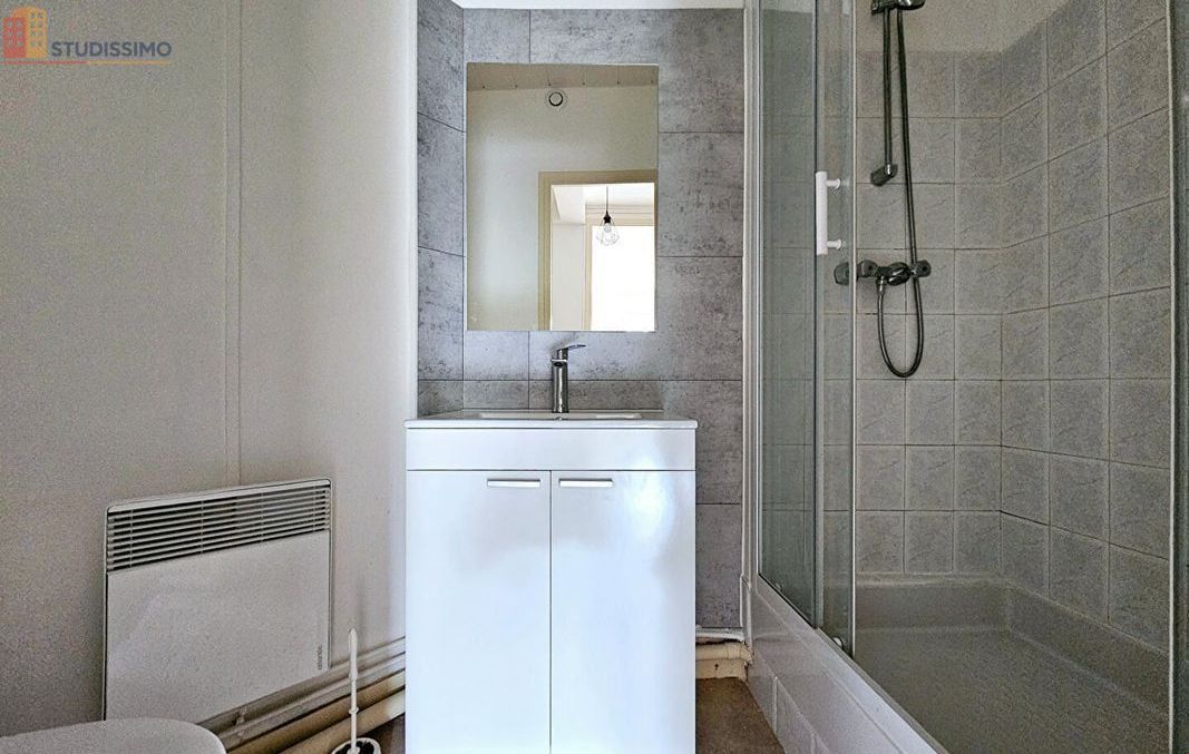 Studio 23m² La Couronne 16400 - Photo 3