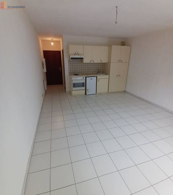 Studio 32m² Angoulême - - Photo 3