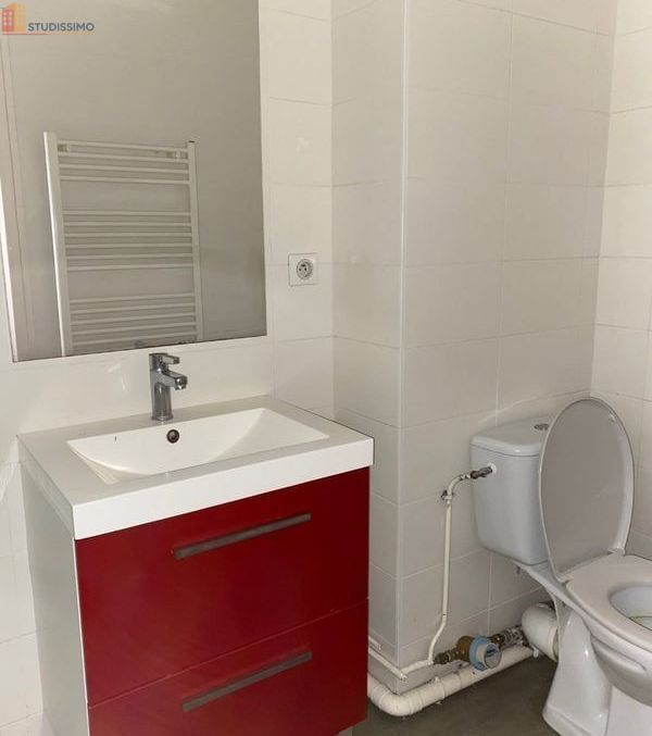 Studio 25m² Angoulême - 1er étage - Photo 4