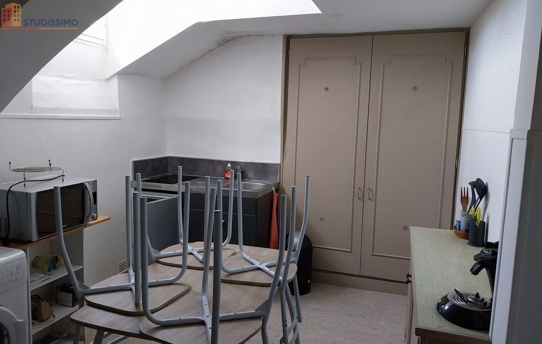 Studio 30m² Angoulême - Meublé, dernier étage - Photo 2