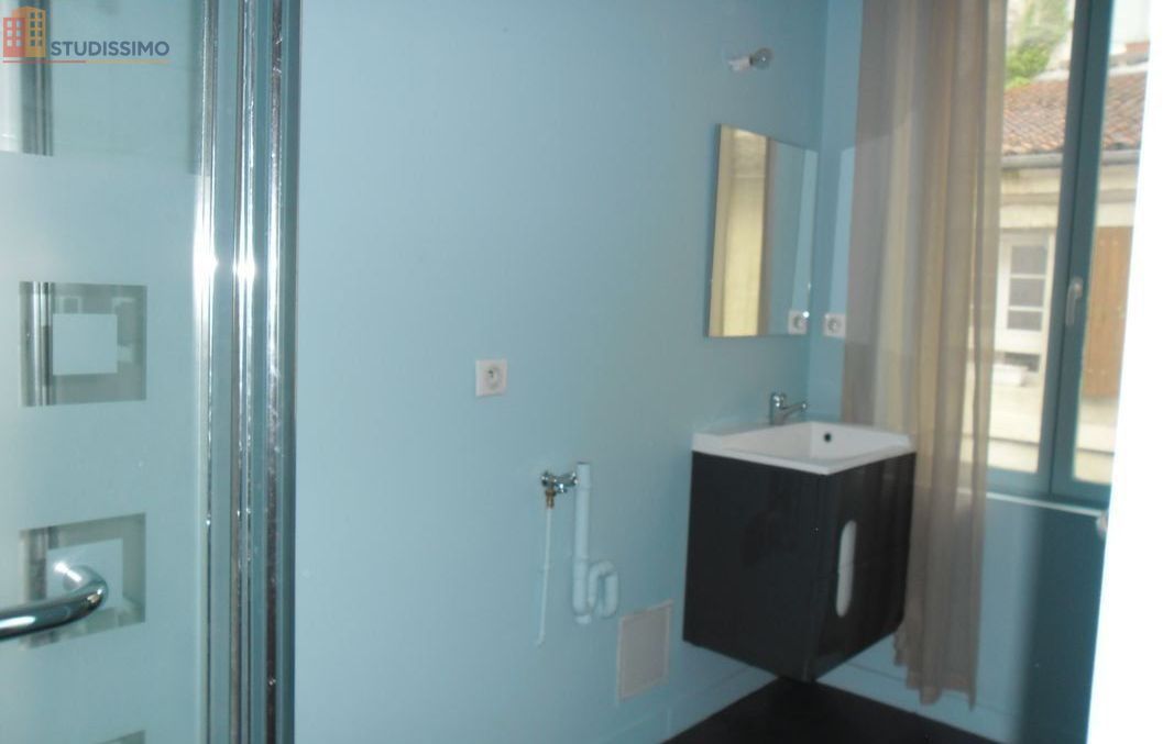 Studio 30m² Angoulême - Très lumineux - Photo 3