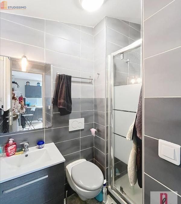 Studio meublé 18m² Angoulême - Meublé, DPE D - Photo 2