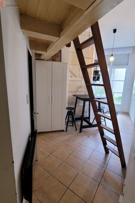 Studio meublé 12m² Angoulême centre - Meublé, lumineux - Photo 1