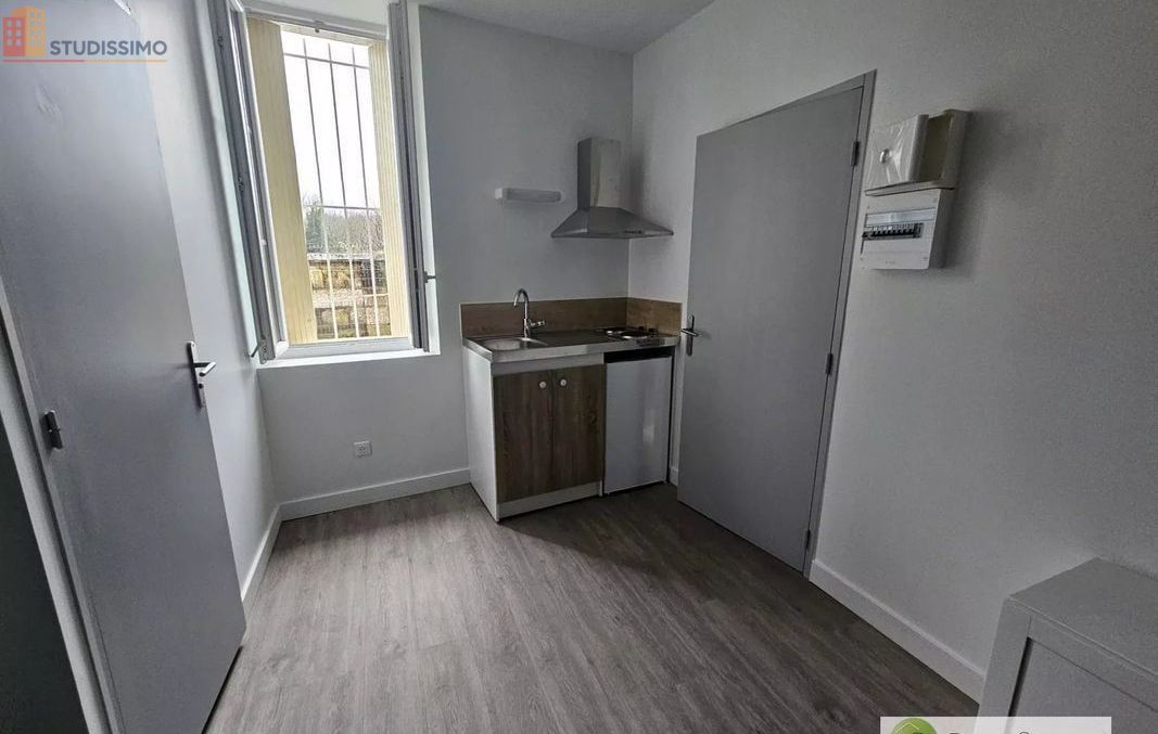 Studio 16m² Angoulême - Sans caractéristique mentionnée - Photo 4